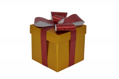 δωρο πτυσσομενο 15*15*15cm gold box/red bow