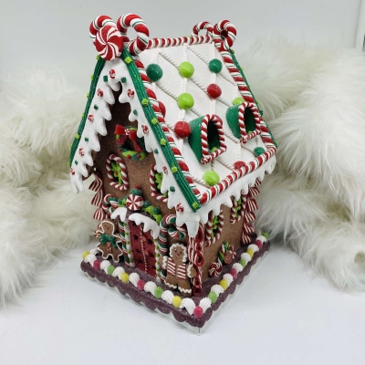 candy house 20*20*35.5cm 3*aa led biscuit/white