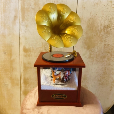 χρ.γραμμοφωνο 18*18*63cm χιονι/φωτακια/μουσικη