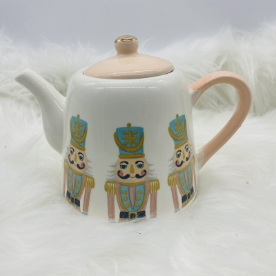 τσαγιερα καρυοθραυστης τριγωνικο καπελο 19.8*13*19.4cm, 950ml white/pink