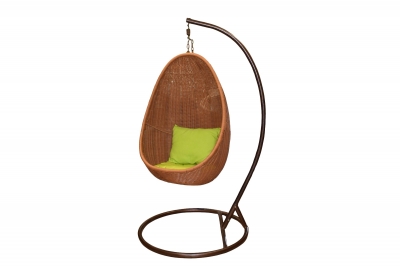 ΚΡΕΜΑΣΤΗ ΚΑΡΕΚΛΑ EGG ΜΕ ΒΑΣΗ 85*85*125CM ΦΥΣΙΚΟ RATTAN ΙΝΔΟΝΗΣΙΑΣ