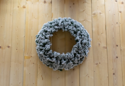 χρ.στεφανι sugar pine χιονισμενο d.80cm 450tips